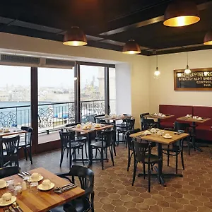 ** Hotel British Malta